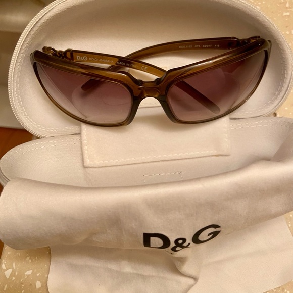 Dolce & Gabbana sunglasses - Picture 3 of 4